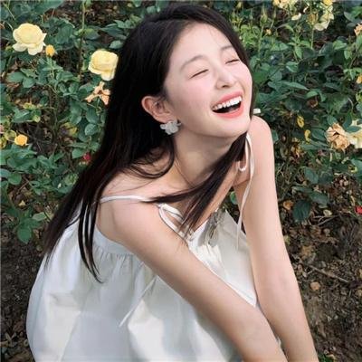 她的微笑和圈套